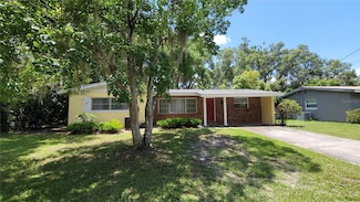 906 E Wisconsin Ave, Deland, FL 32724