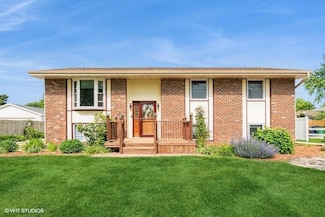 4404 71st Place, Urbandale, IA 50322