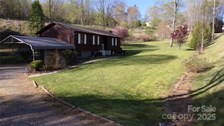 186 Brookshire Rd, Leicester, NC 28748