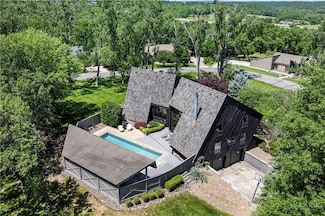 20413 Crickett Ln, Lenexa, KS 66220