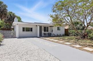 1225 15th Ave N, Lake Worth, FL 33460