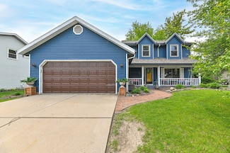 1081 E Elm Rd, Oak Creek, WI 53154