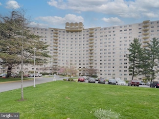 1111 University Blvd W Unit 805, Silver Spring, MD 20902