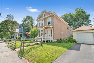 44 Pleasant Ave, Portland, ME 04103