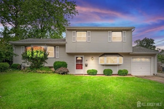 10 Denman Dr, Fords, NJ 08863