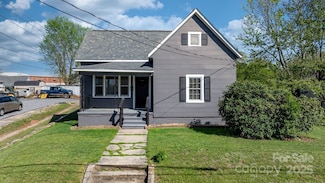 71 14th St SE, Hickory, NC 28602