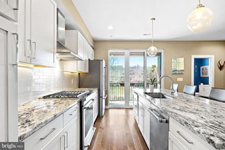 4451 River Ridge Ct, Philadelphia, PA 19129