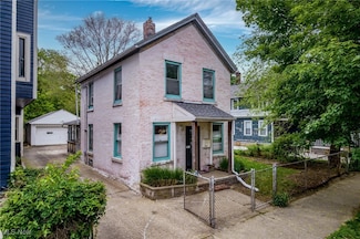 1940 W 44th St, Cleveland, OH 44113