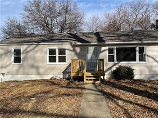 1824 E 69th Terrace, Kansas City, MO 64132