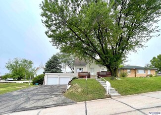 308 N Brewster Ave, Oakland, NE 68045