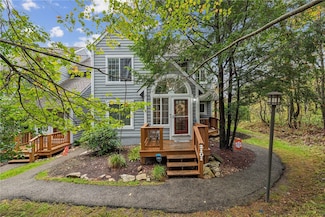 2101 S Ridge Terrace, Hidden Valley, PA 15502