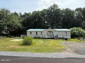 32 Minnesota Ave, Queensbury, NY 12804