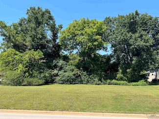 3115 H G Mosley Pkwy, Longview, TX 75604