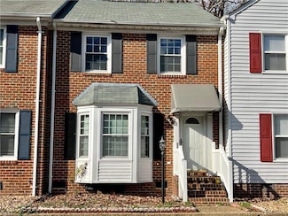 18 Colonies Landing, Hampton, VA 23669
