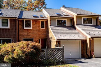 11090 Glade Ct, Reston, VA 20191