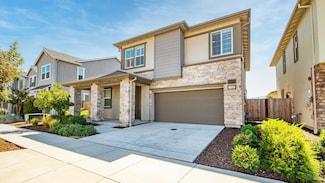 1453 Oak Cir, Rohnert Park, CA 94928