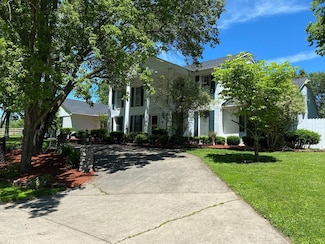 1109 Ashwood Dr, Maysville, KY 41056