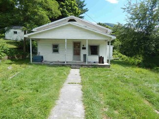 116 Hale St, Narrows, VA 24124