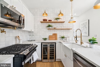 2330 E Cumberland St, Philadelphia, PA 19125