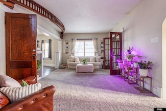 209 N 7th St, Newman Grove, NE 68758