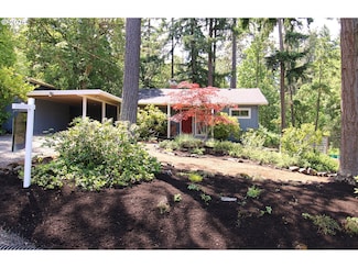 1400 W 40th Ave, Eugene, OR 97405