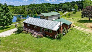 13593 W County Line Rd, Moores Hill, IN 47032