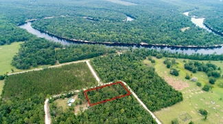 110 SE Deer Ln, Branford, FL 32008