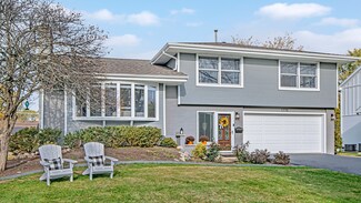 1774 Longvalley Rd, Glenview, IL 60025