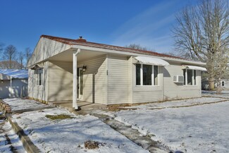 208 Oak St, Wilkinson, IN 46186