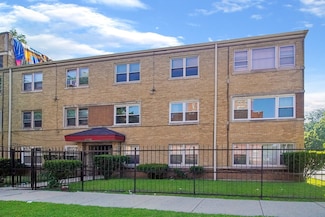 6700 S Paxton Ave Unit M2, Chicago, IL 60649
