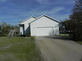 103 2nd St, Argusville, ND 58005