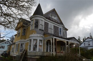 808 1st St E, South Bend, WA 98586