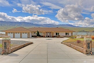 506 Lakeside Way SW, Mattawa, WA 99349