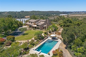 225 Broken Arrow Rd, Nipomo, CA 93444