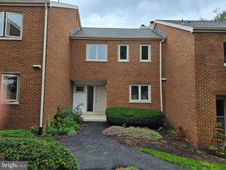 27 Apple Ln, Mountville, PA 17554