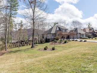 34 King Heights Dr, Fletcher, NC 28732