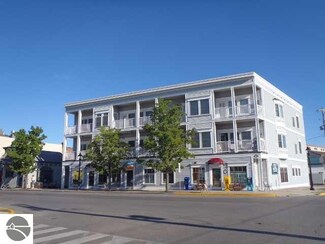 100 River St Unit 7, Elk Rapids, MI 49629