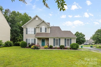 9637 Brookmere Ln, Charlotte, NC 28214