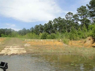 107 Old Tejas Trail W, Hemphill, TX 75948