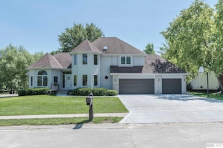 16605 Howard Cir, Omaha, NE 68118