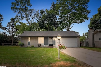 19811 Wildhern Ct, Southfield, MI 48076