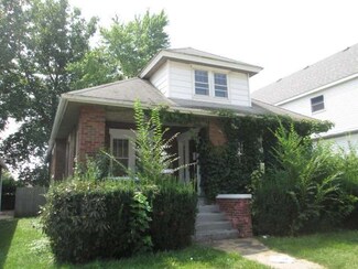 942 3rd St, La Salle, IL 61301