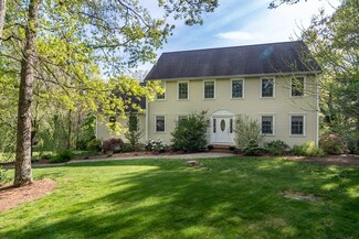 27 Windsor Dr, Foxboro, MA 02035
