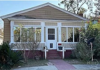 1011 Richards St, Savannah, GA 31415