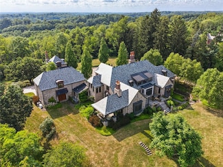 341 Fairview Rd, Pittsburgh, PA 15238