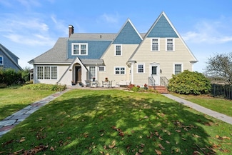 35 Benedict Rd, Buzzards Bay, MA 02532