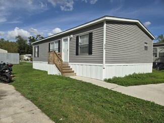 214 Elm Ln Unit 110, Tampa, FL 33610