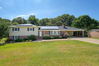 9 Brookdale Acres Dr, Lyman, SC 29365