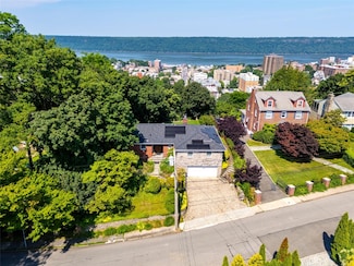 111 Alta Ave, Yonkers, NY 10705