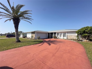 10 Golfview Rd, Rotonda West, FL 33947
